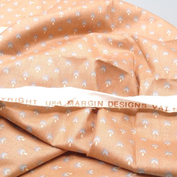 Vintage Margin Designs Screen Print Cloth, Mauve with Blue Flowers Floral Cottag - Picture 5 of 5